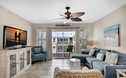 Poolside Villas #302- Harry's Beach House 8