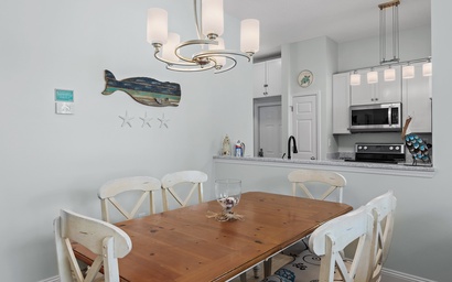 Bronze Star by the Sea 5