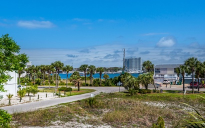 Beach Side- Harbor View 2