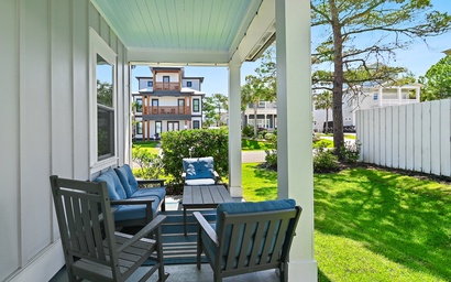 The Coastline Inn 4