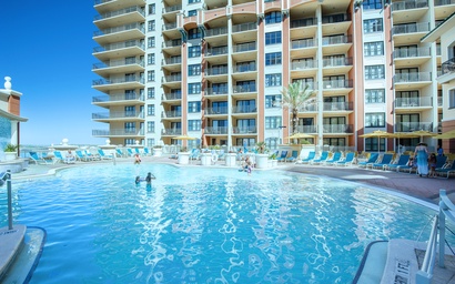 Emerald Grande W222- Rexford's BEACH Retreat 3