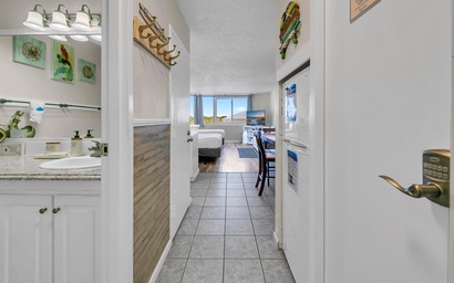 Top of the Gulf 418 7