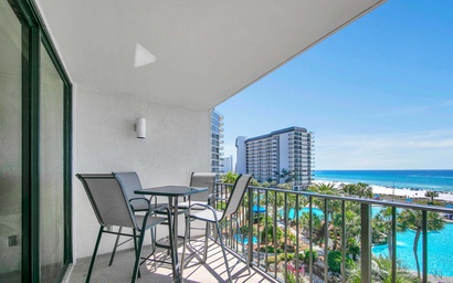 Edgewater Tower 1-411 2