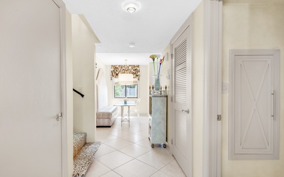 Shoreline Towers Townhouse 4-1 8