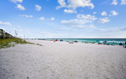 Emerald Waters 407- On Beach Time 3