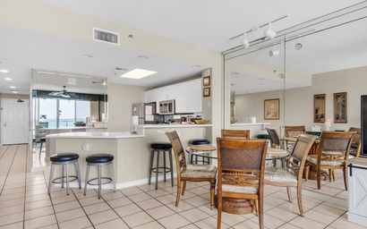 Sterling Sands 208 8