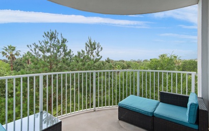 Palms Resort #2406 Jr. 2BR 2