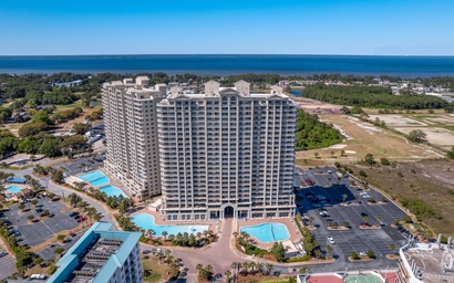 Ariel Dunes I 610- Emerald Eden 6