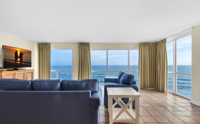 Shoreline Towers 1081 8