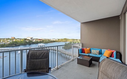 Laketown Wharf 316 2