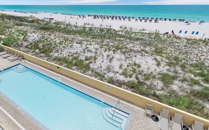 Pelican Isle 317 3