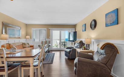 Hol. Surf & Racquet Club 412 8