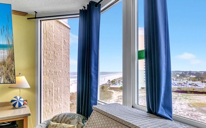 Top of the Gulf 822 2