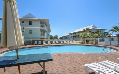 Beachside Villas 321- Family Tides 5
