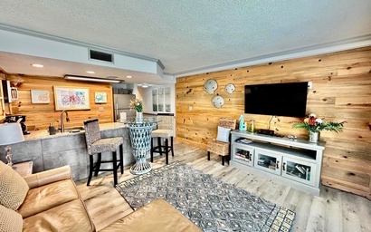 Gulfview I 215 6