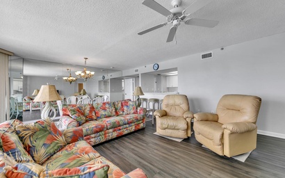 Long Beach Resort 2-1304 6