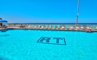 Regency Towers 623 4