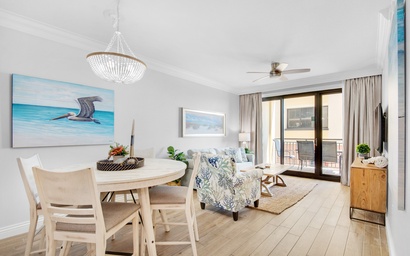 Emerald Grande W222- Rexford's BEACH Retreat 2