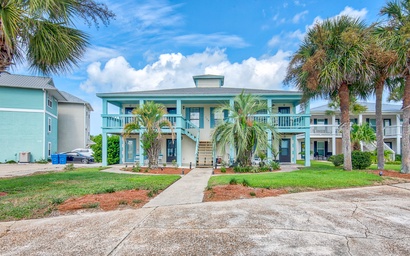 Seashells at the Beach Retreat 3