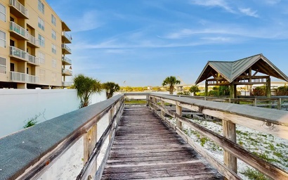 Palm Court Yacht Club 312B - Live Salty 5