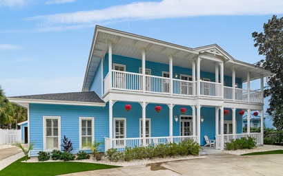 Sapphire by the Sea 5