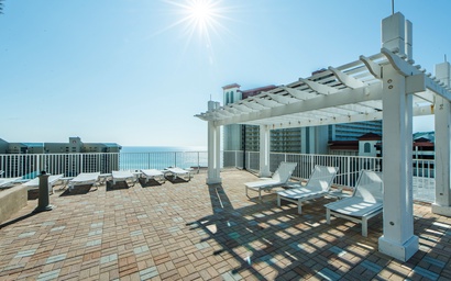 Laketown Wharf 402 3