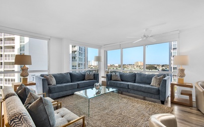 Shoreline Towers 1066 6