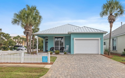 Bronze Star by the Sea 6