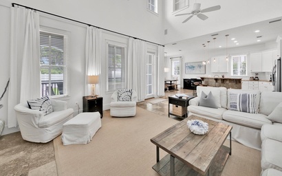 Featured Property Casa del Mar