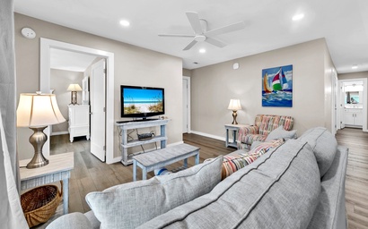 Beachside Villas 523 7