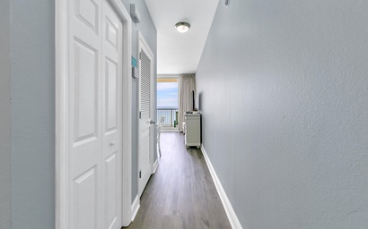 Majestic Beach Towers 1-609 8