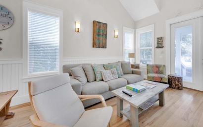 Claire N' Bea by the Sea 6