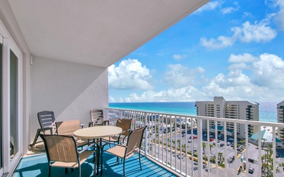 Laketown Wharf 1116 2