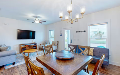 Sunshine & Sea Breezes 8