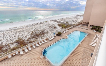 Islander Beach Resort 6012 6