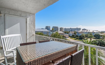 Dolphin Point #406A 2