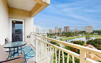 Luau I 7010/7012 - Sunset Suite 2