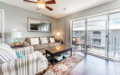 Beachside Villas 332 6