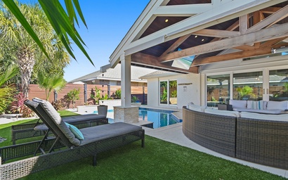 Secret Beach House 6