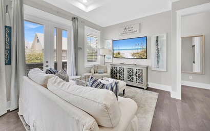 Town of Prominence 67C - Pour Beach Life 2