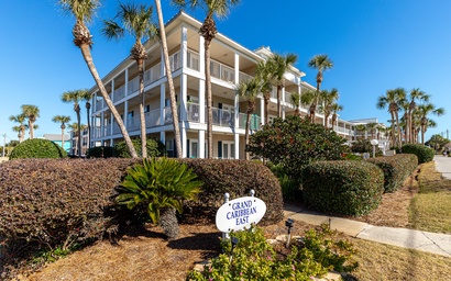 Grand Caribbean West 215 6