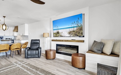 Charline at Shoreline Villas 8