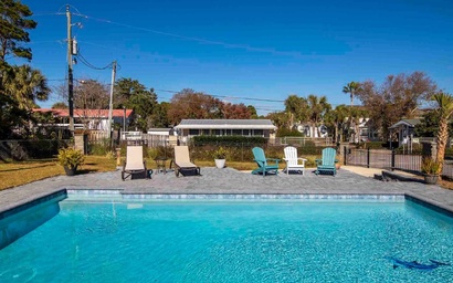 Suzwinks Beach House 7