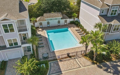 Driftwood Townhomes #3- Liv Salty 8