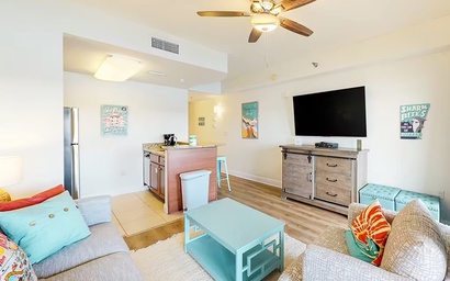 Carillon Beach Inn 310 6