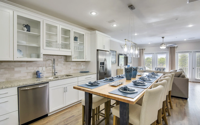 Driftwood Townhomes #3- Liv Salty 6