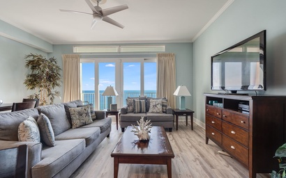 Laketown Wharf 2018