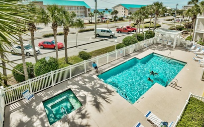 Grand Caribbean East 305 5