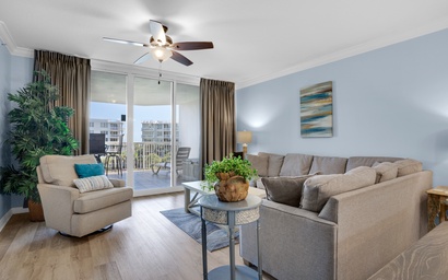 Destin West Bayside Heron 507- A Wave From It All 8