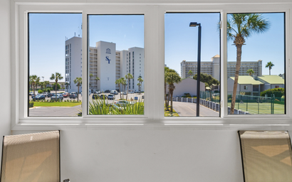 Shoreline Towers Townhouse 4-3 7